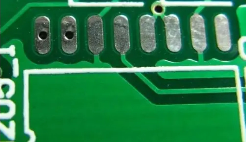 PCB 板上常见标记及其作用解析